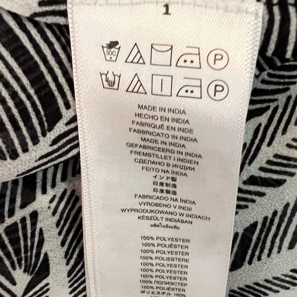 MICHAEL KORS Palm Print Sheer Embellished V Neck Top Size XL - Picture 10 of 10